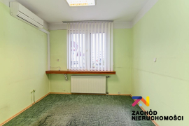 Lokal o pow. 77,30 m.kw. Os. Przyjaźni